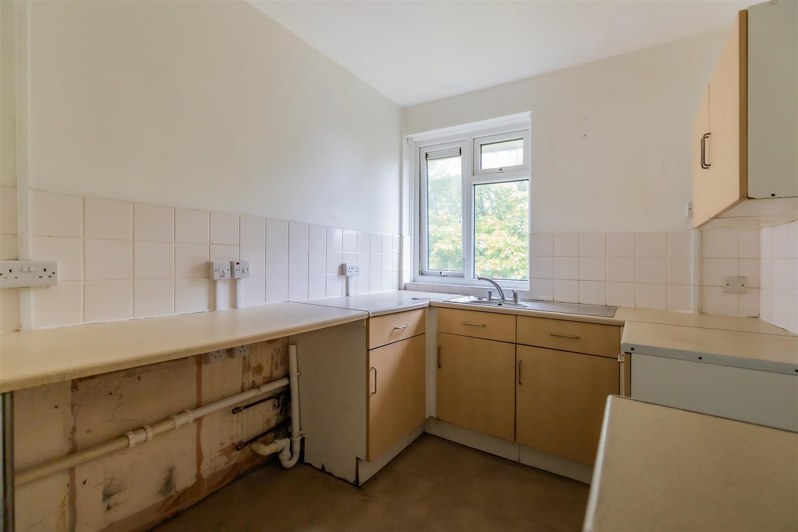 Ty-Gwyn Road, Penylan, Cardiff — photograph 9